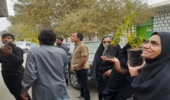 کهنوج/توزیع نهال در حاشیه راهپیمایی 22 بهمن