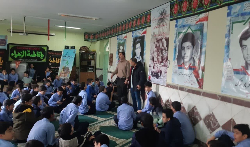 پیام تبریک مشترک دکتر احمدی مدیرکل و حجت الاسلام والمسلمین حسینی زاده مسئول حوزه نمایندگی ولی فقیه در اداره کل منابع طبیعی و آبخیزداری جنوب کرمان به مناسبت فرا رسیدن سوم خردادماه حماسه فتح خرمشهر