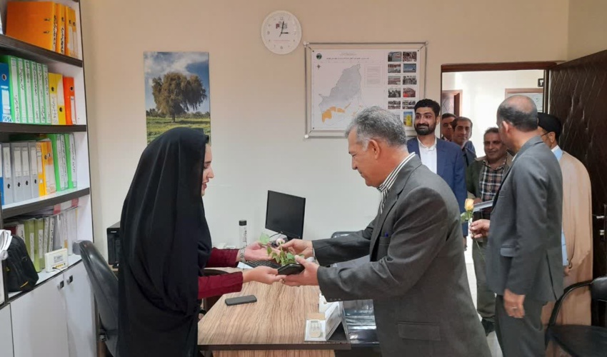 گزارش تصویری/رییس سازمان جهاد کشاورزی از کارکنان منابع طبیعی جنوب کرمان تقدیر کرد