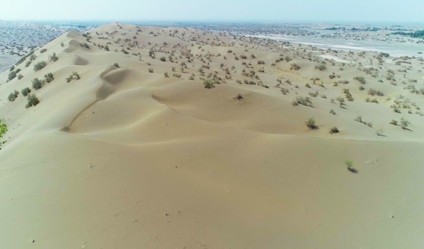 استفاده از ظرفیت مناطق بیابانی و تپه های ماسه ای جنوب کرمان در بحث گردشگری و اکوتوریسم