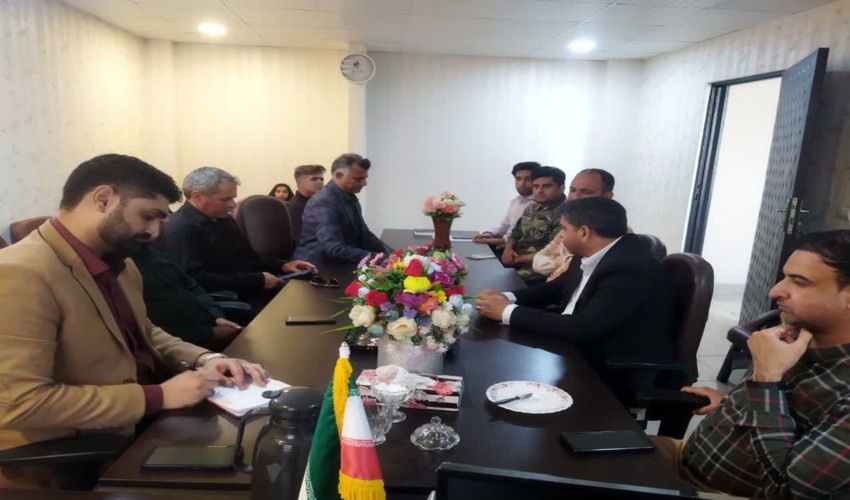 منوجان/هرگونه تبلیغ و بحث های سیاسی در ساعات اداری ممنوع است