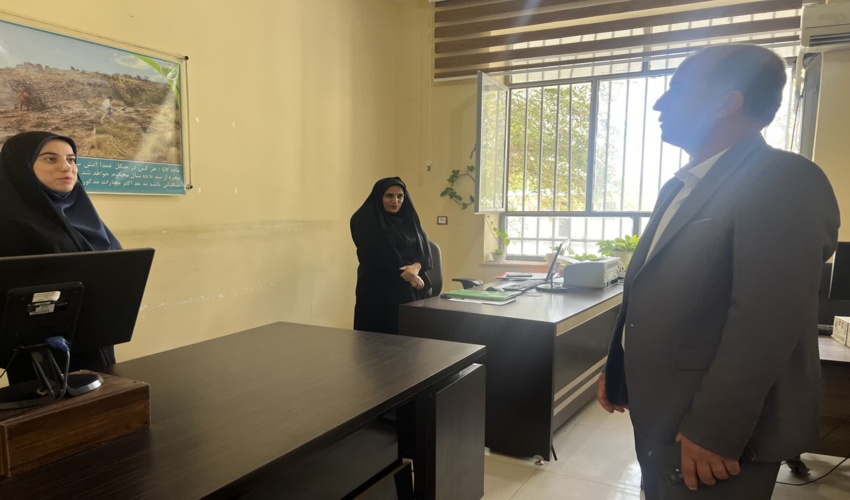 تصویری/دیدار نوروزی مدیرکل منابع طبیعی جنوب کرمان با همکاران