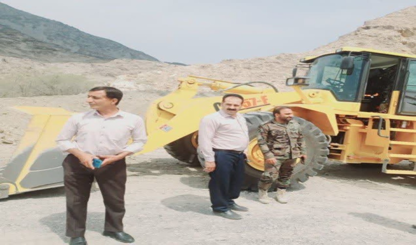 جلوگیری از برداشت غیر مجاز شن و ماسه در اراضی ملی شهرستان فاریاب