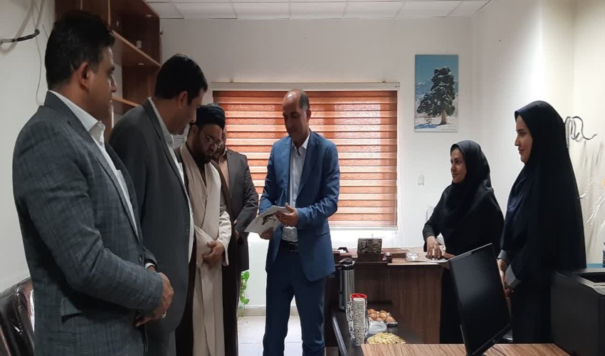 آئین تودیع و معارفه سرپرست اداره آموزش، ترویج و مشارکتهای مردمی اداره کل منابع طبیعی و آبخیزداری جنوب کرمان