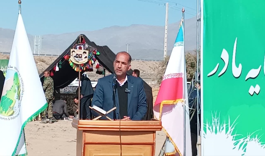 گزارش تصویری  پویش نهالکاری «در سایه مادر» همزمان با سراسر کشور در شهرستان جیرفت/جنوب کرمان