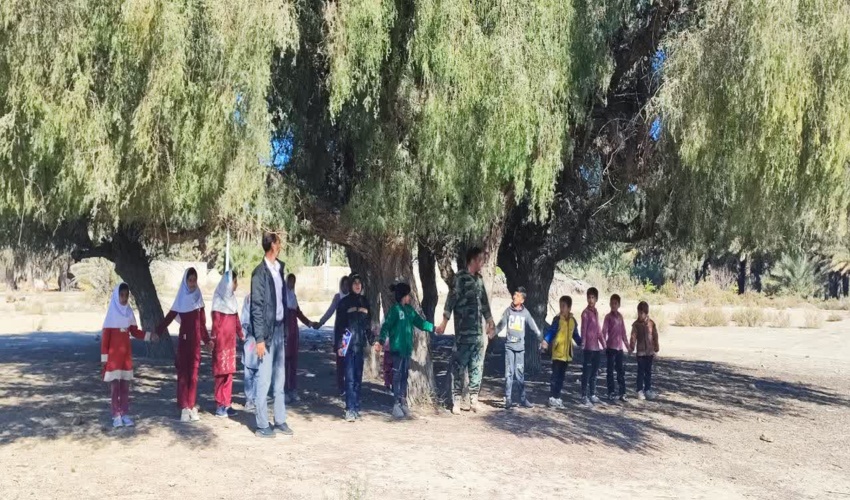 کارگاه آموزشی در راستای طرح مردمی کاشت یک میلیارد درخت و پویش احیای هلیل تا جازموریان