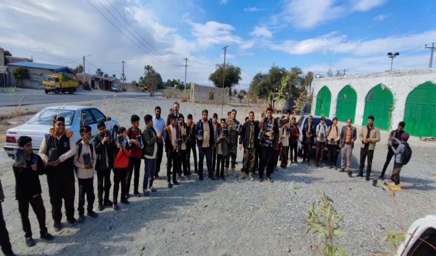 برگزاری پویش درختکاری به نام پدر به مناسبت میلاد با سعادت امام علی(ع) در شهرستان فاریاب 