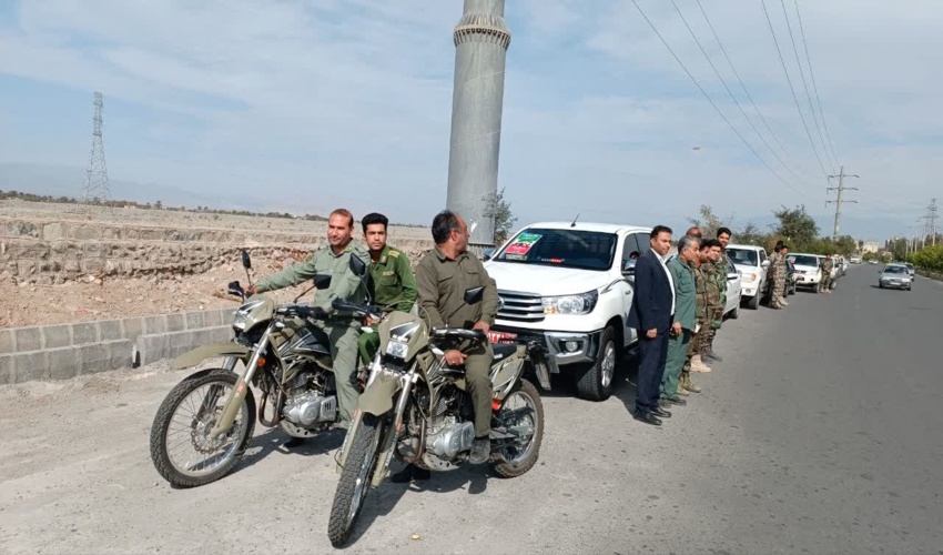 مانور خودرویی به مناسبت هفته منابع طبیعی در جنوب کرمان برگزار شد